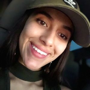 Meet your Posher, Ariana